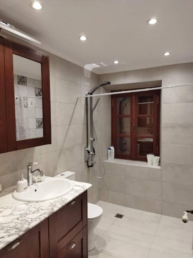 Villa Tsolakis Luxury House Leonídion Exterior foto
